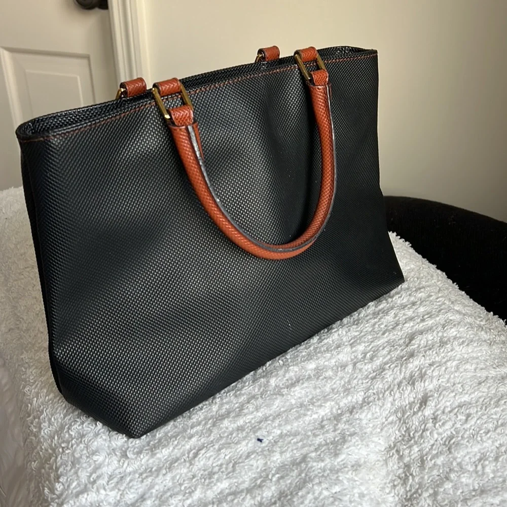 Bottega Veneta black purse with Brown handles - Picture 2 of 7